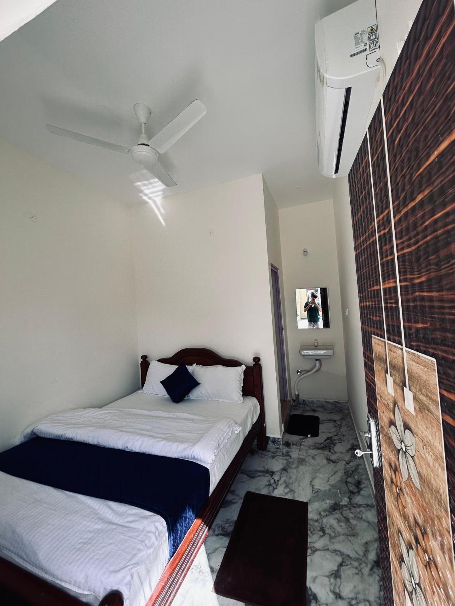 Dss Home Stay Just 500 Meter Girivalam Road Tiruvannāmalai Esterno foto